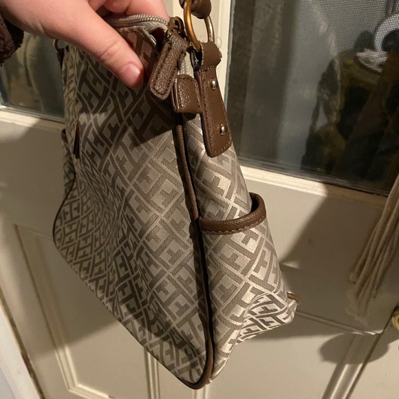 Tommy Hilfiger purse - Picture 3 of 7